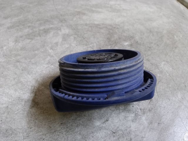 bontott SEAT TOLEDO Kiegyenlítőtartály Sapka