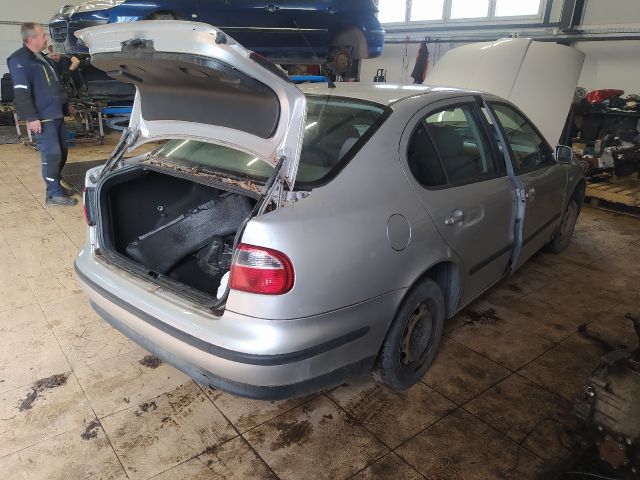 bontott SEAT TOLEDO Komplett Kormányoszlop Burkolat