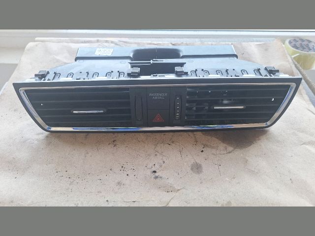 bontott SEAT TOLEDO Középső Szellőző