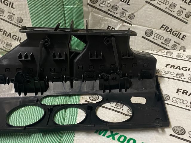 bontott SEAT TOLEDO Középső Szellőző