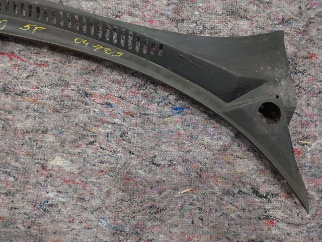 bontott SEAT TOLEDO Levélrács Tartó