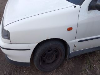 bontott SEAT TOLEDO Motorháztető Jobb Zsanér