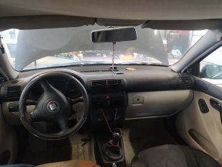bontott SEAT TOLEDO Műszerfal Héj