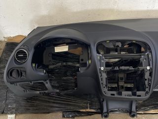 bontott SEAT TOLEDO Műszerfal Héj