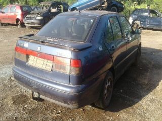 bontott SEAT TOLEDO Műszerfal Héj