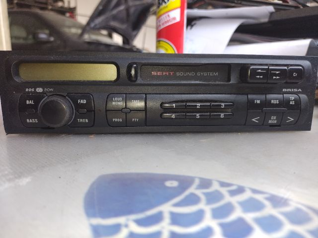bontott SEAT TOLEDO Rádió / CD
