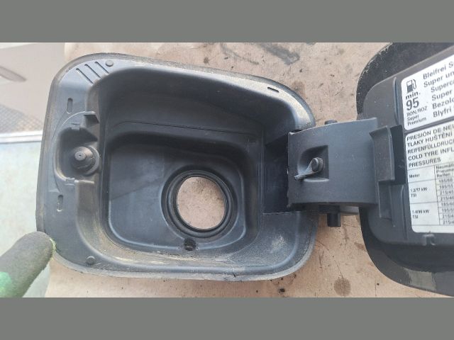 bontott SEAT TOLEDO Tankajtó