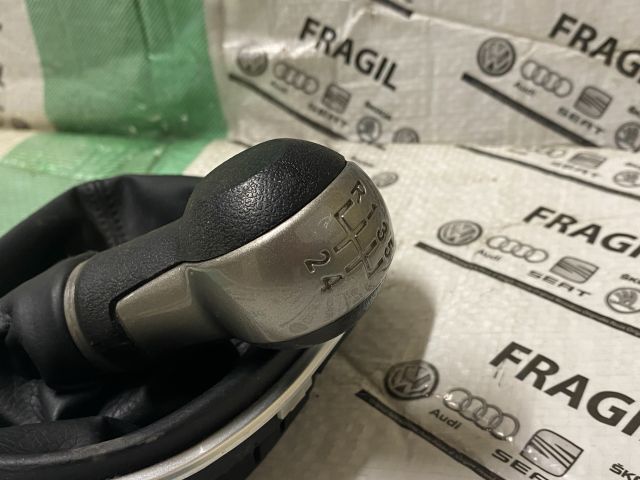 bontott SEAT TOLEDO Váltószoknya