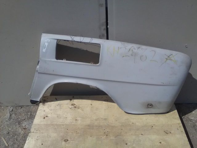 bontott SKODA 100 Bal hátsó Sárvédő