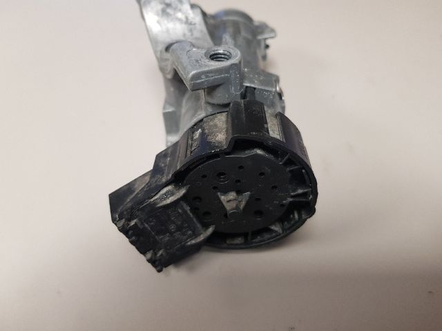 bontott SKODA CITIGO Gyújtáskapcsoló Házzal