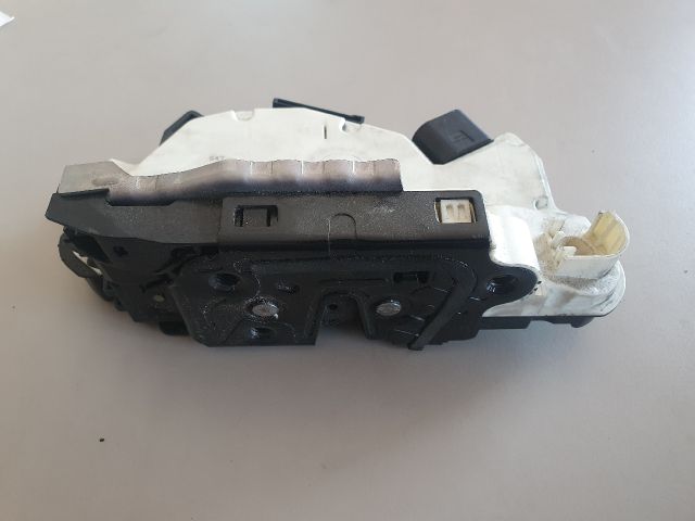 bontott SKODA CITIGO Bal első Ajtózár