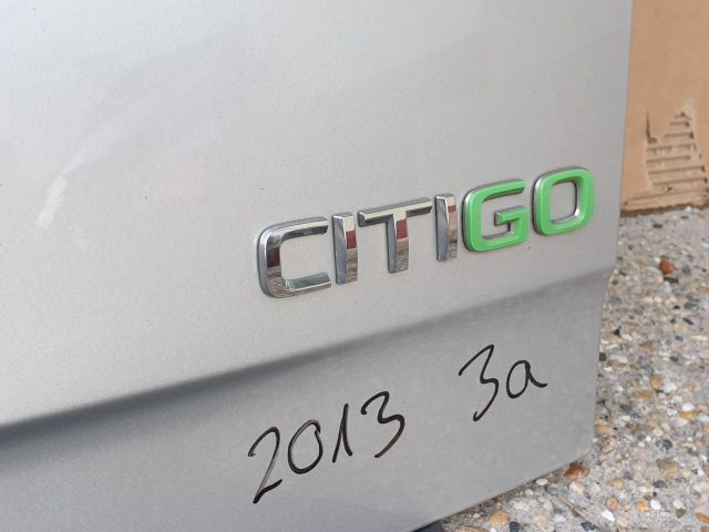 bontott SKODA CITIGO Csomagtérajtó (Részeivel)