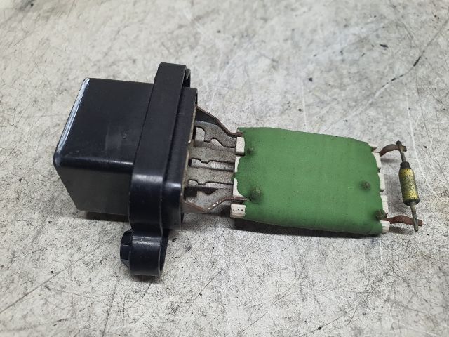 bontott SKODA CITIGO Előtét Ellenállás Fűtőmotor