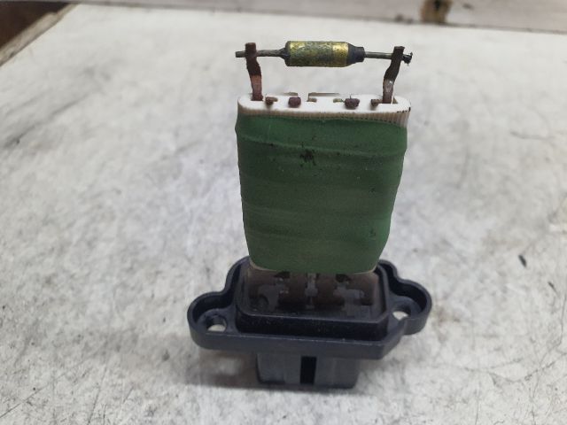 bontott SKODA CITIGO Előtét Ellenállás Fűtőmotor