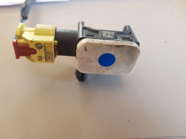 bontott SKODA CITIGO Első Középső Ütközés Érzékelő (Homlokfalon)