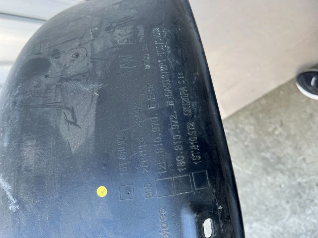 bontott SKODA CITIGO Jobb hátsó Dobbetét (Kerékjárati, Műanyag)