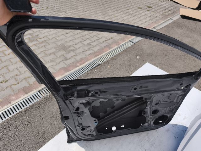 bontott SKODA ENYAQ Bal első Ajtó (Üres lemez)