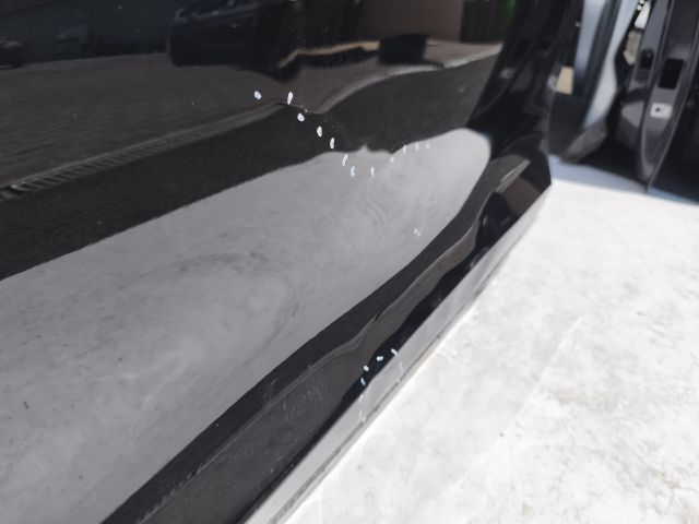 bontott SKODA ENYAQ Bal első Ajtó (Üres lemez)