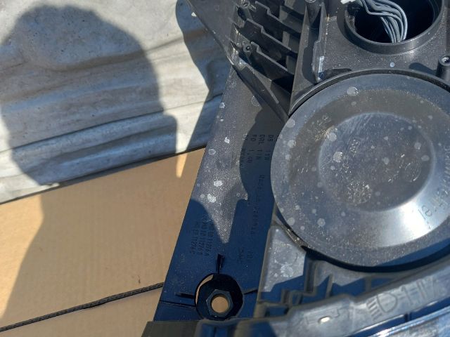 bontott SKODA ENYAQ Bal Fényszóró