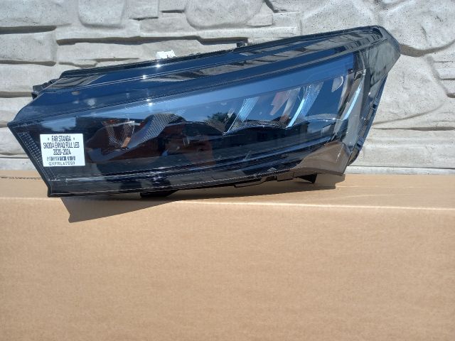 bontott SKODA ENYAQ Bal Fényszóró