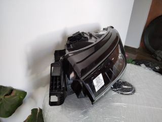 bontott SKODA ENYAQ Bal Fényszóró