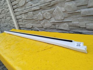 bontott SKODA ENYAQ Bal Küszöb