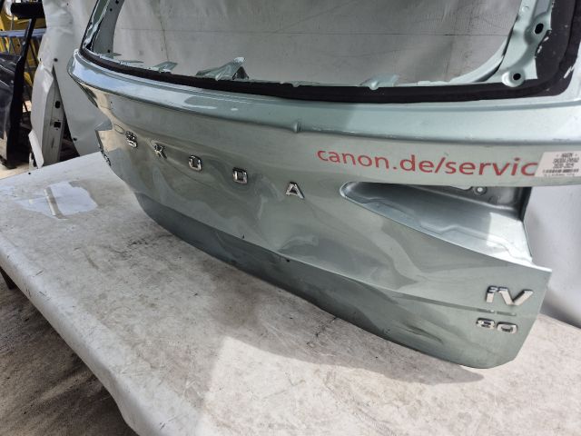 bontott SKODA ENYAQ Csomagtérajtó (Üres lemez)