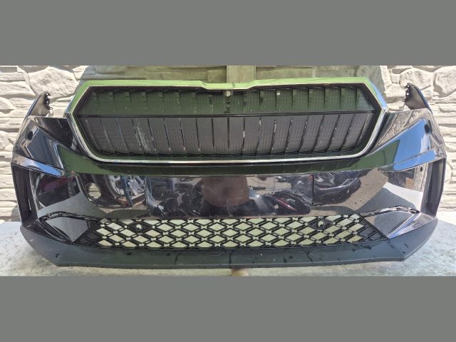 bontott SKODA ENYAQ Első Lökhárító (Üresen)