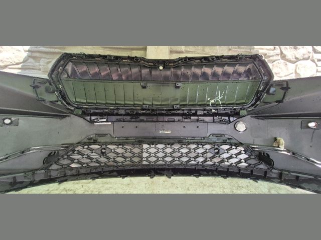 bontott SKODA ENYAQ Első Lökhárító (Üresen)