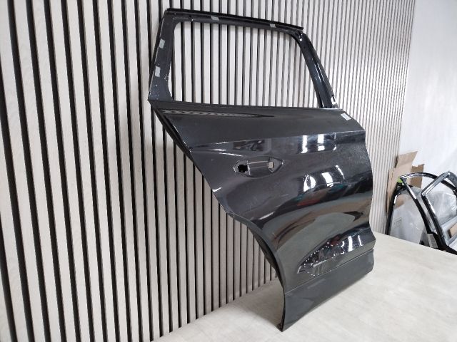 bontott SKODA ENYAQ Jobb hátsó Ajtó (Üres lemez)