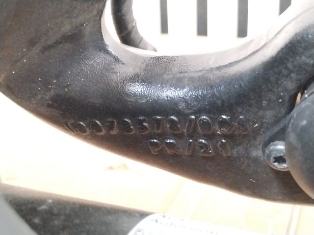 bontott SKODA ENYAQ Vonóhorog