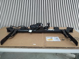 bontott SKODA ENYAQ Vonóhorog