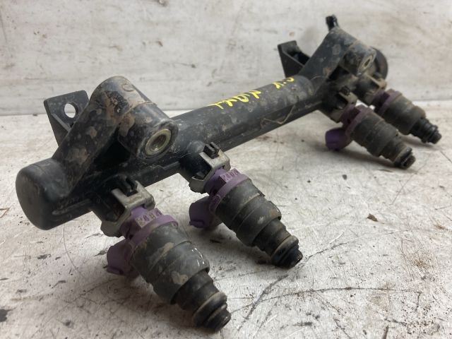 bontott SKODA FABIA I Porlasztó Sor / Híd