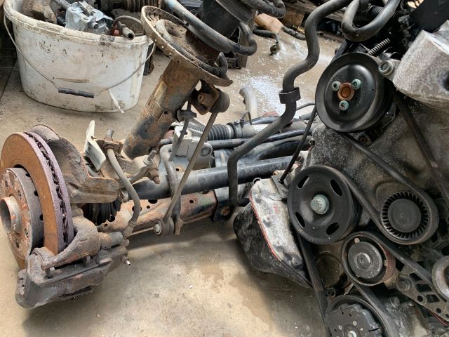 bontott SKODA FABIA I Bal első Gólyaláb (Lengécsillapító, Rugó)