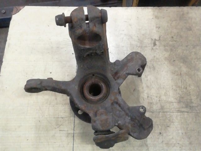 bontott SKODA FABIA I Bal első Kerékagy