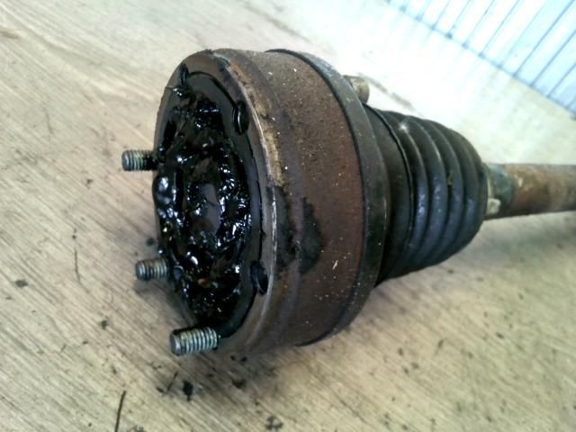 bontott SKODA FABIA I Bal Féltengely