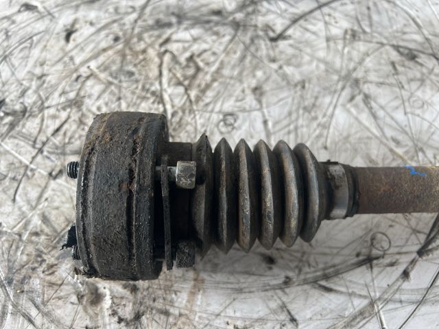 bontott SKODA FABIA I Bal Féltengely