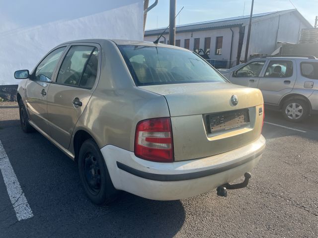 bontott SKODA FABIA I Bal hátsó Rugó