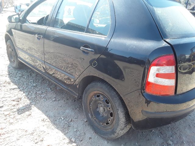 bontott SKODA FABIA I Bal hátsó Rugó