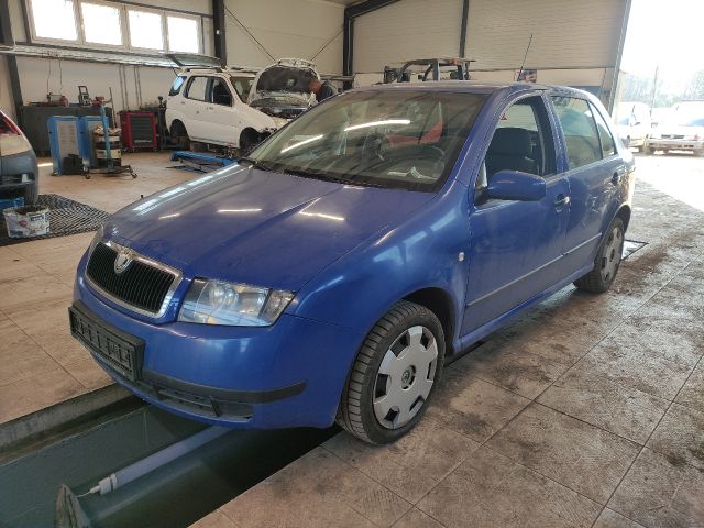 bontott SKODA FABIA I Biztosítéktábla Motortér