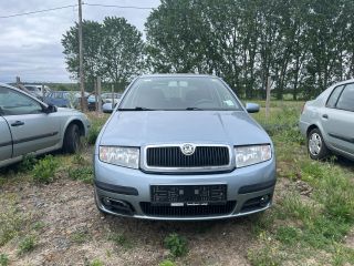 bontott SKODA FABIA I Biztosítéktábla Motortér