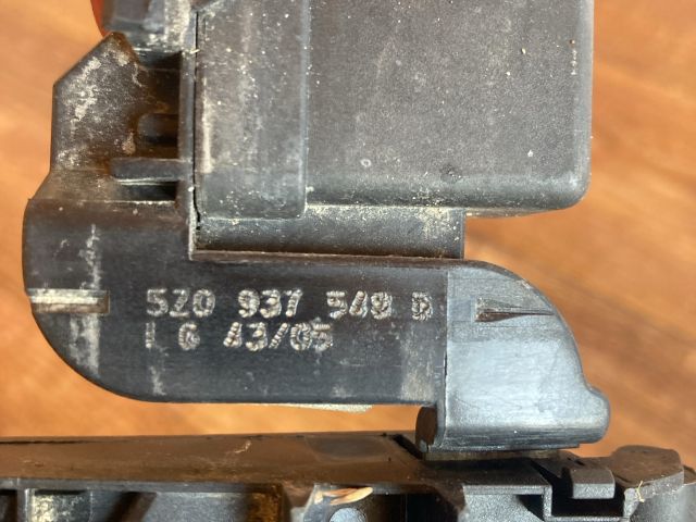 bontott SKODA FABIA I Biztosítéktábla Motortér