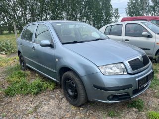 bontott SKODA FABIA I Biztosítéktábla Motortér