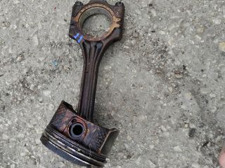 bontott SKODA FABIA I Dugattyú és Hajtókar