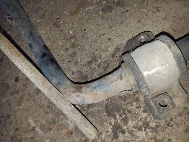 bontott SKODA FABIA I Első Vízszintes Stabilizátor Rúd