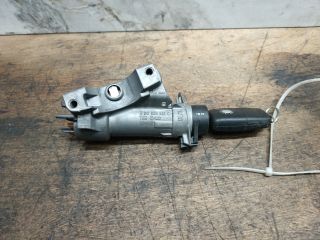 bontott SKODA FABIA I Gyújtáskapcsoló Házzal