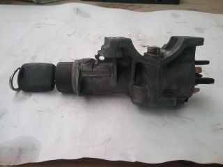 bontott SKODA FABIA I Gyújtáskapcsoló Házzal