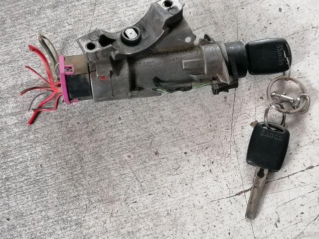 bontott SKODA FABIA I Gyújtáskapcsoló Házzal