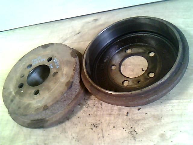 bontott SKODA FABIA I Hátsó Fékdob Pár