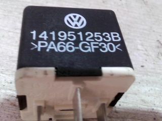 bontott SKODA FABIA I Hűtőventilátor Relé